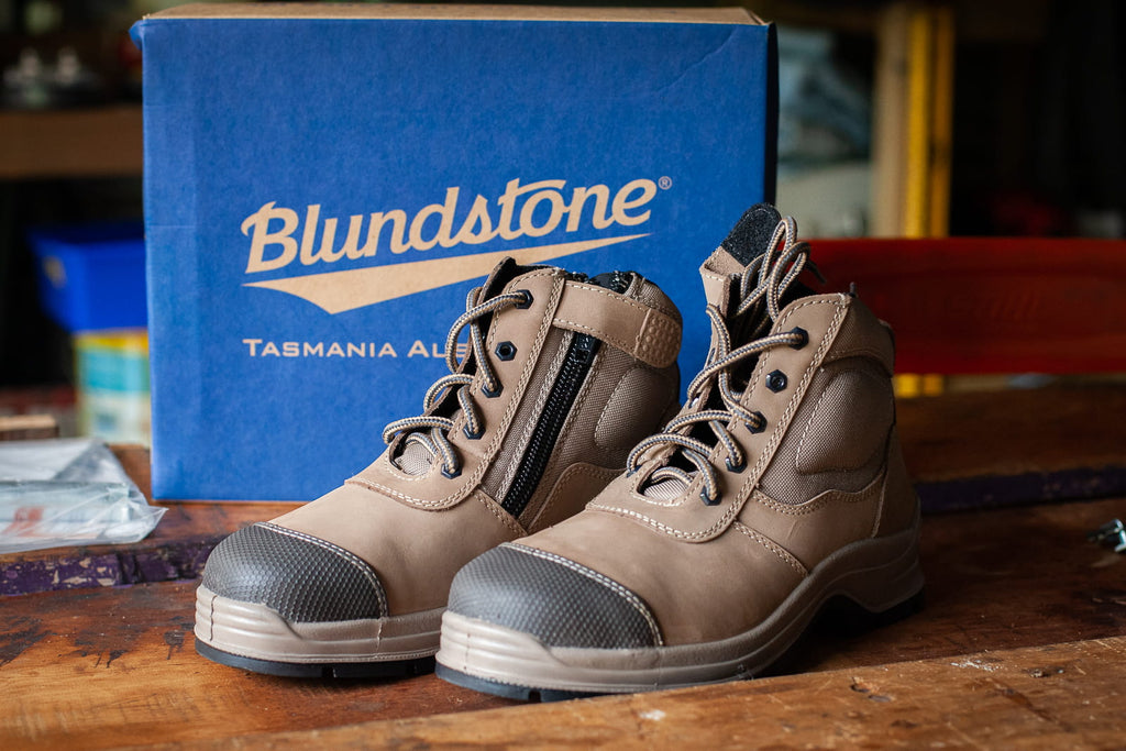 Blundstone Safety Boots vs Standard Work Boots – What’s the Difference?